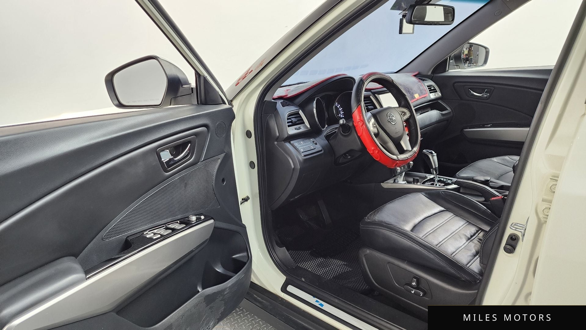 KG Mobility Tivoli 2015 — миниатюра 10