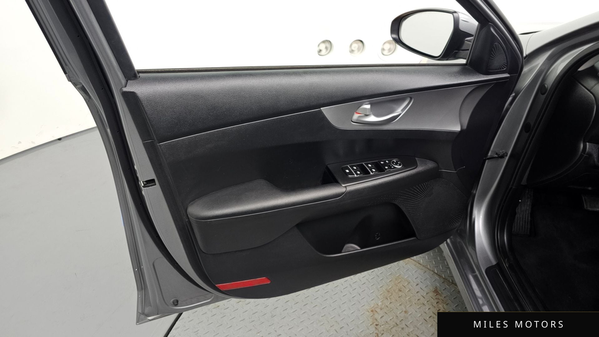 Kia K3 2022 — миниатюра 14