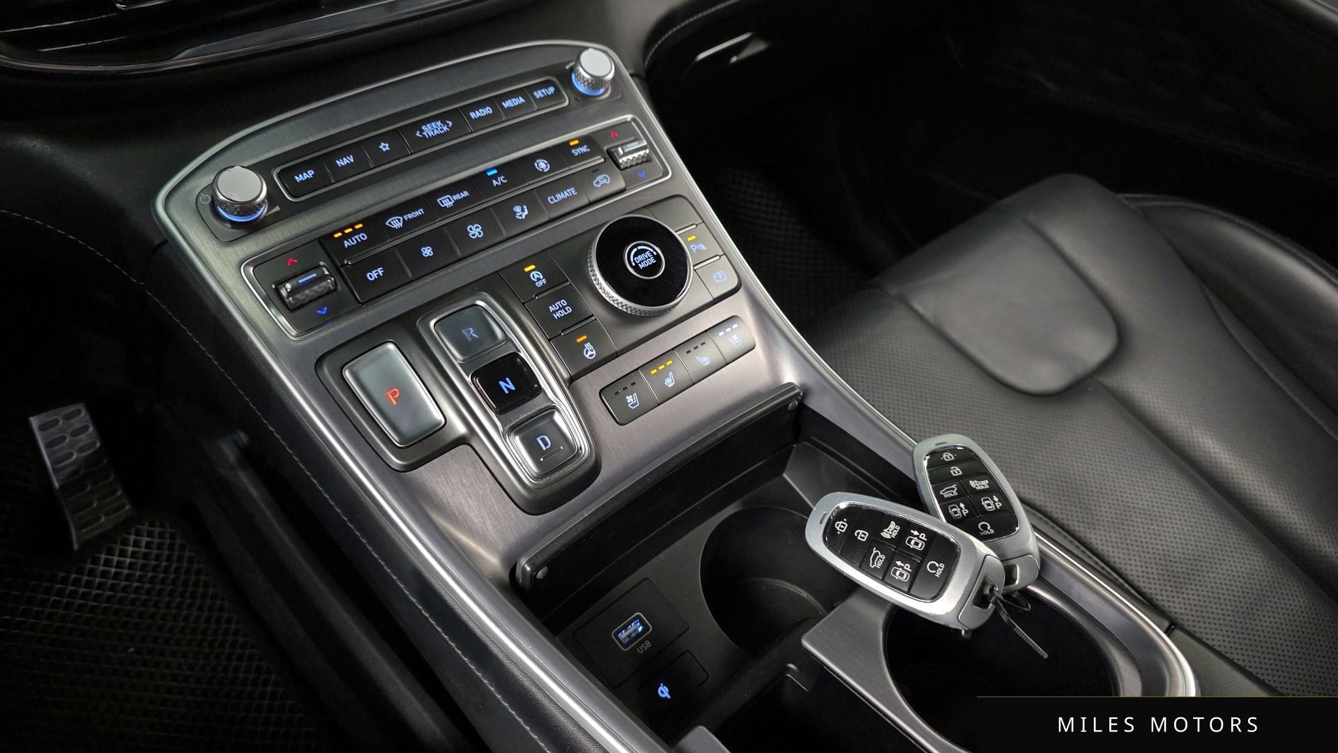 Hyundai Santafe 2021 — миниатюра 9