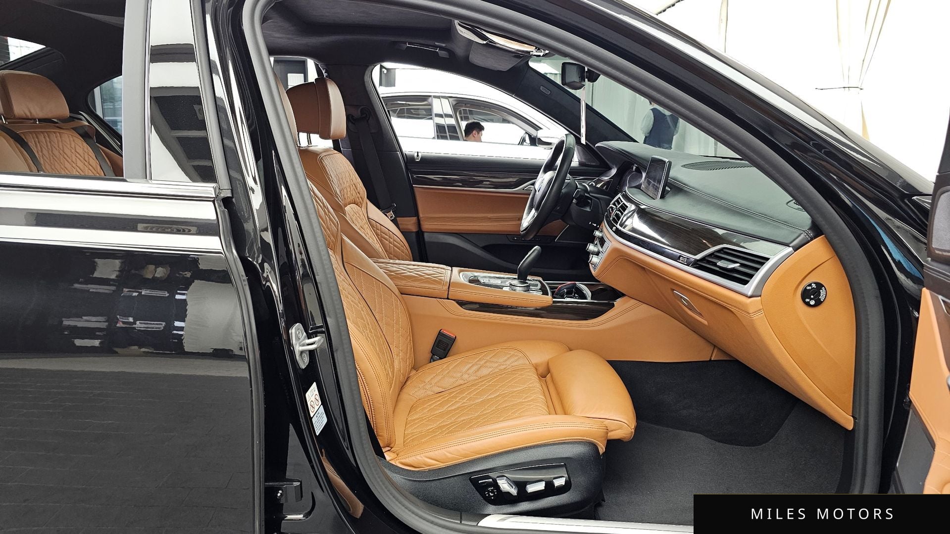BMW 7시리즈 (G11) 2021 — миниатюра 17