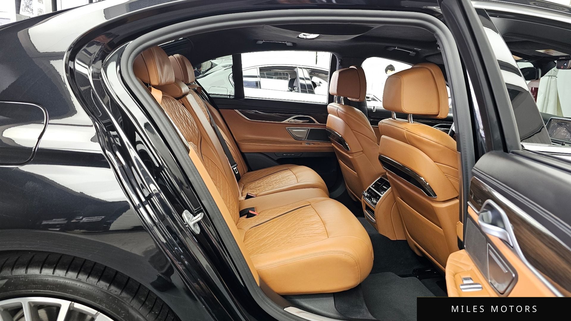BMW 7시리즈 (G11) 2021 — миниатюра 18