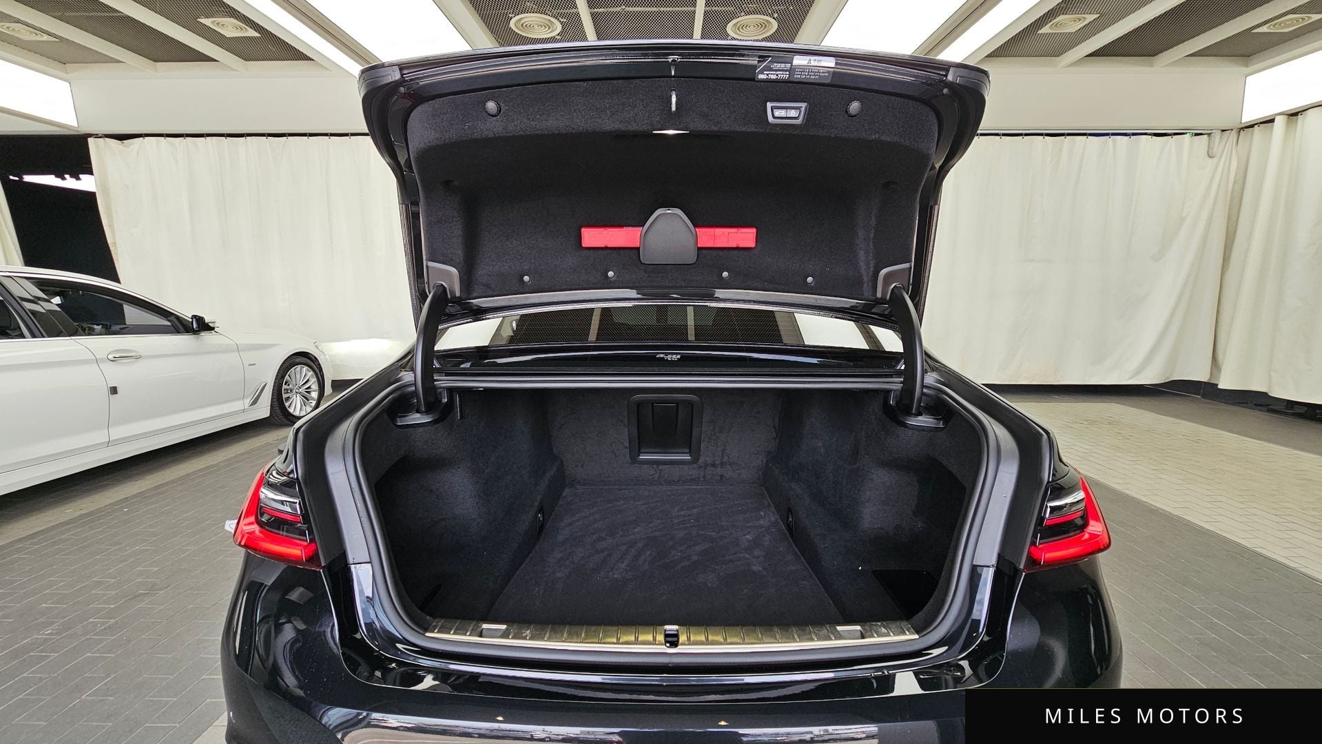 BMW 7시리즈 (G11) 2021 — миниатюра 26