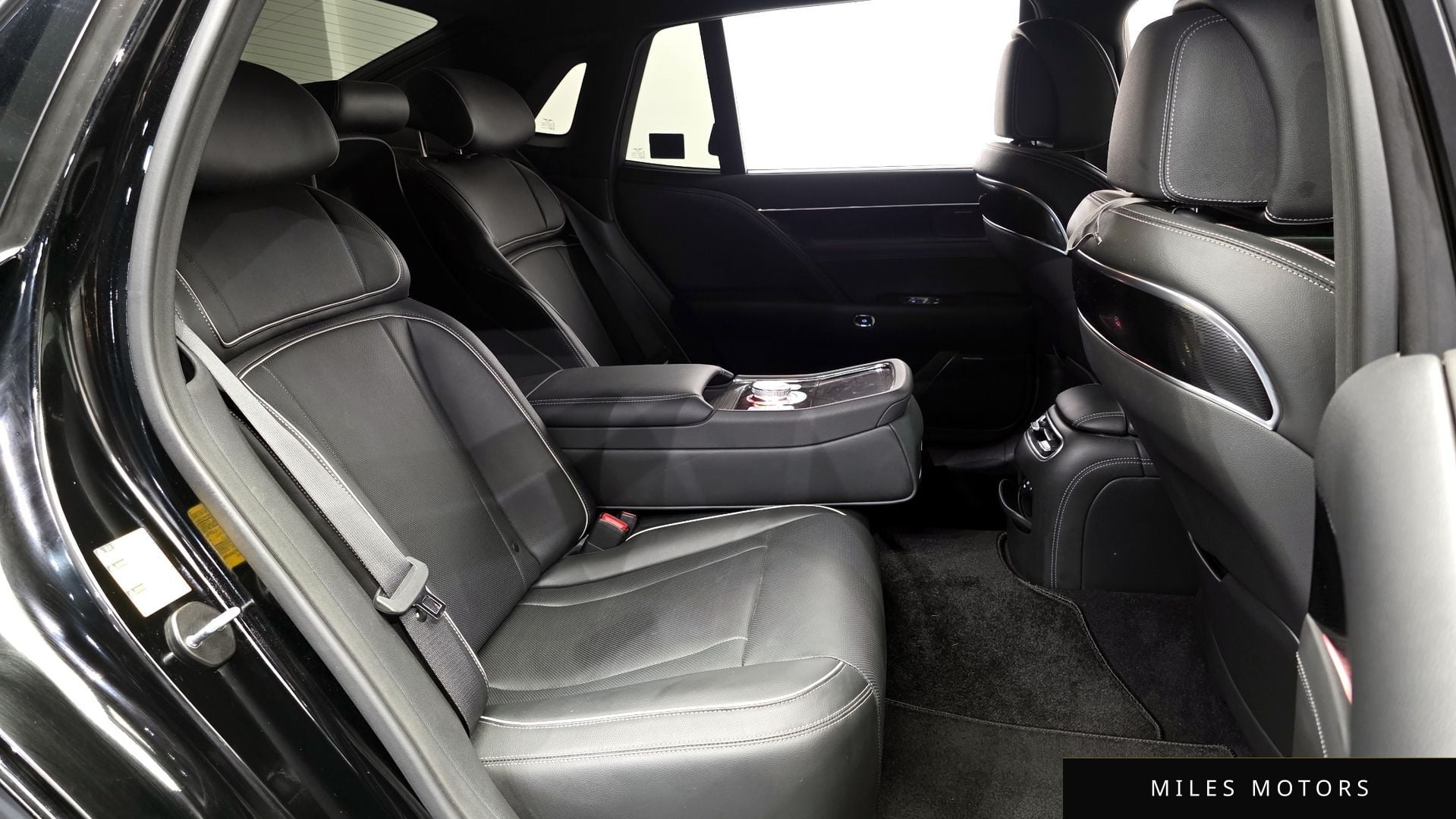 Genesis G90 (RS4) 2022 — миниатюра 17