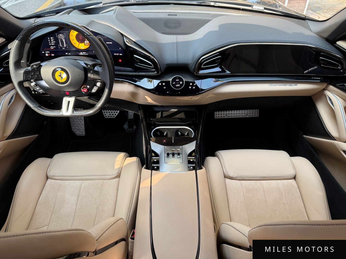 Ferrari 푸로산게 2024 — миниатюра 7