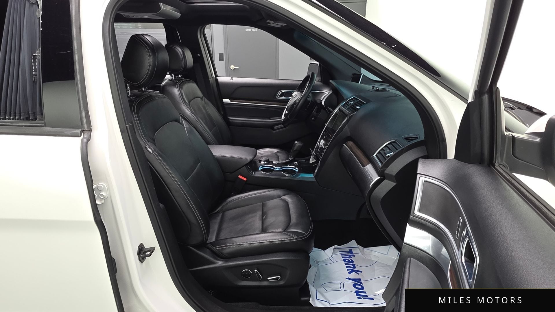 Ford Explorer 2016 — миниатюра 12
