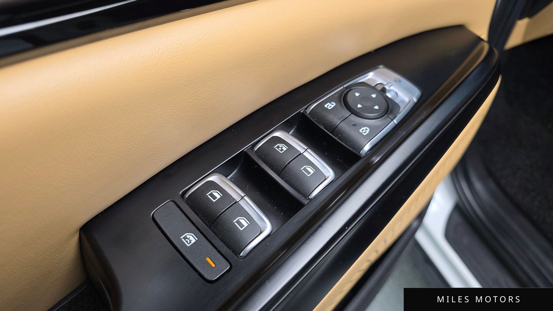 Kia Carnival 2021 — миниатюра 18