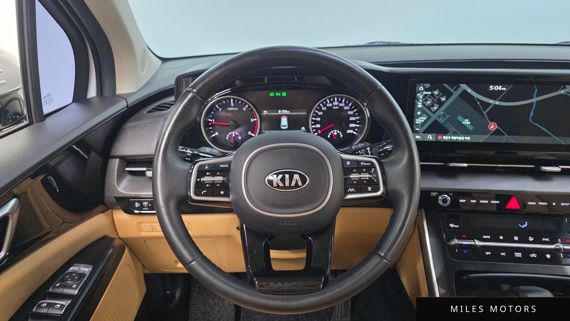 Kia Carnival 2021 — миниатюра 20