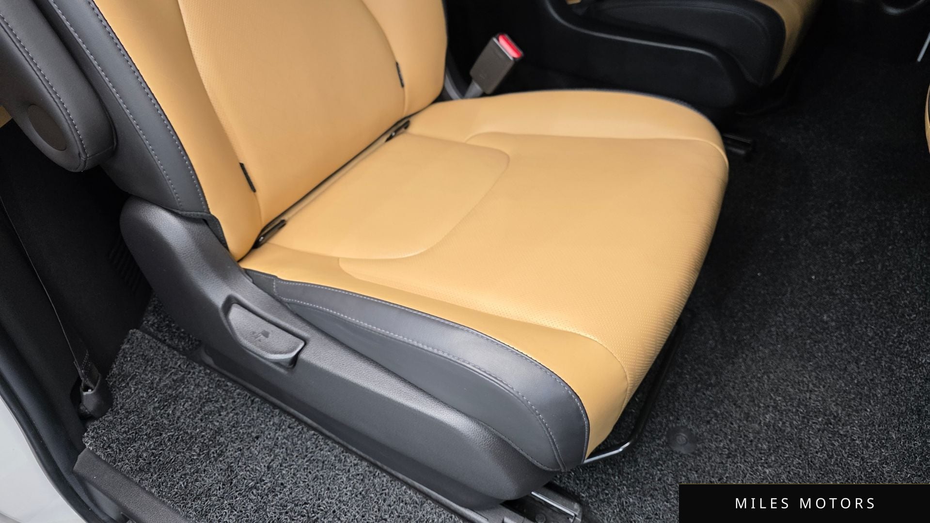 Kia Carnival 2021 — миниатюра 16