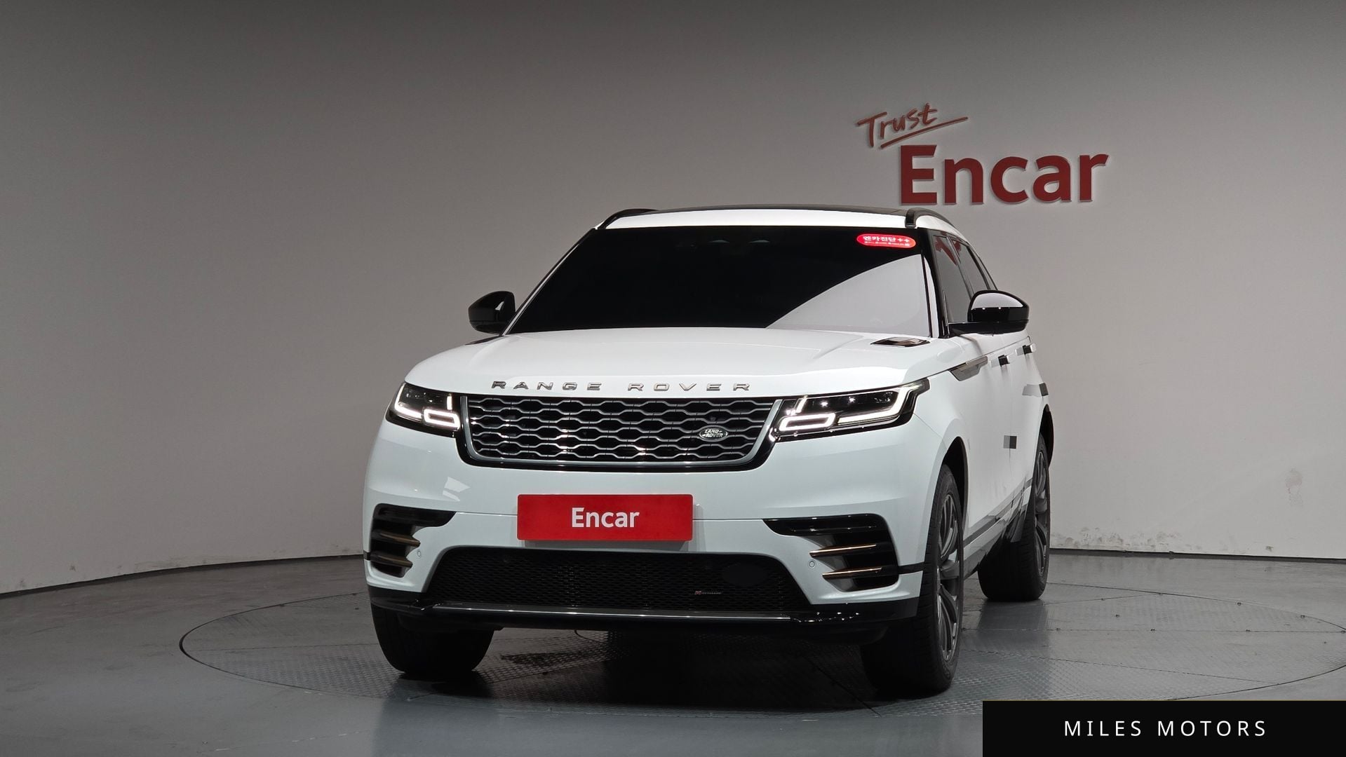 Land Rover Range Rover Velar 2023 — миниатюра 2