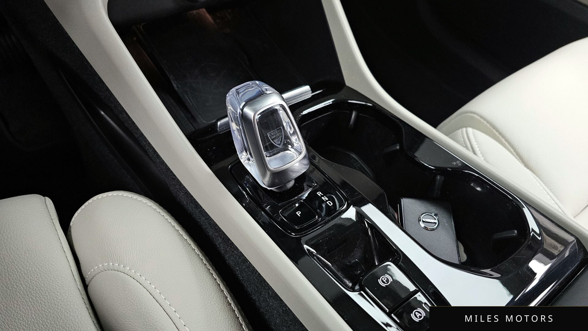 Volvo XC40 2024 — миниатюра 12