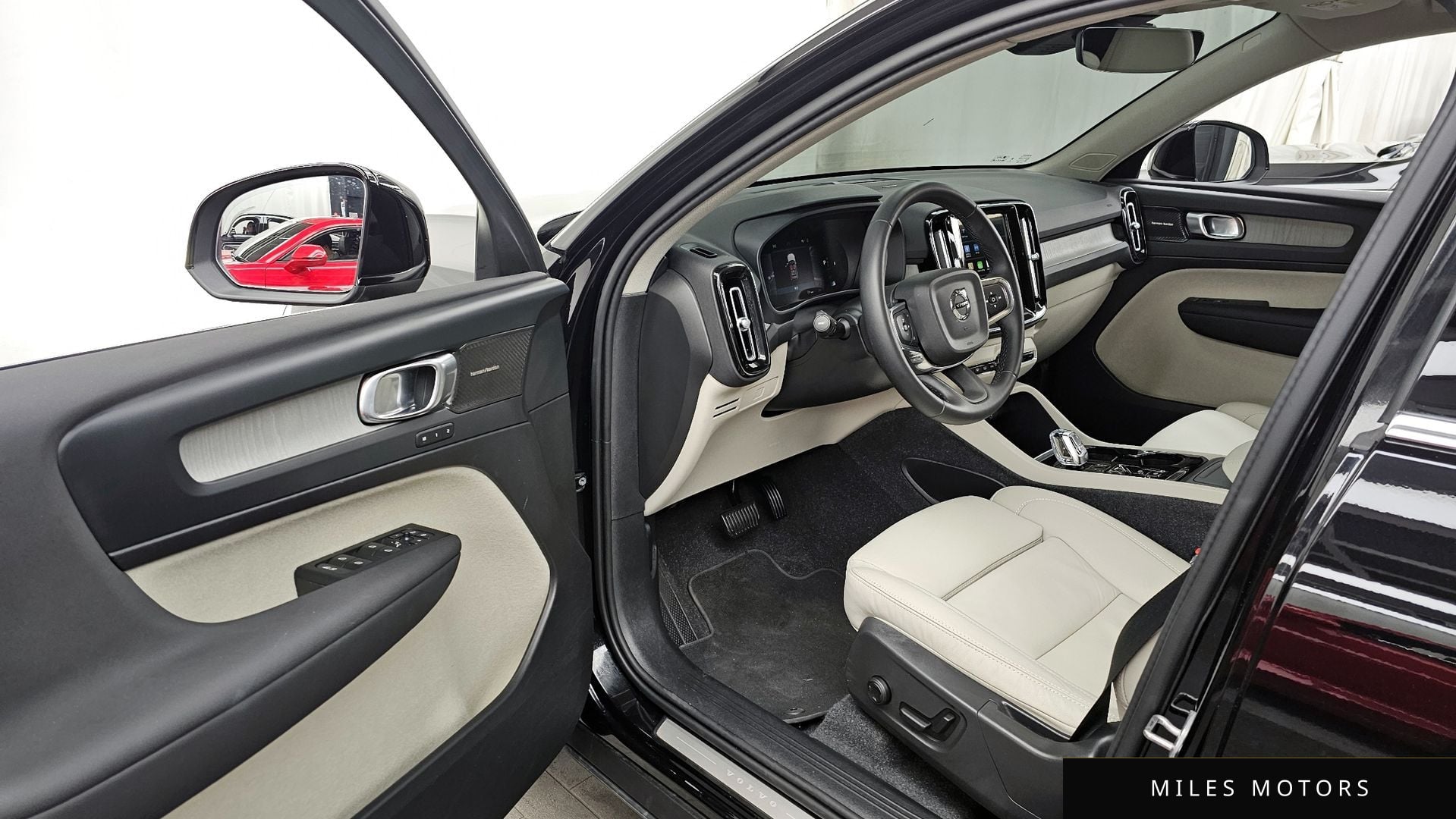 Volvo XC40 2024 — миниатюра 13