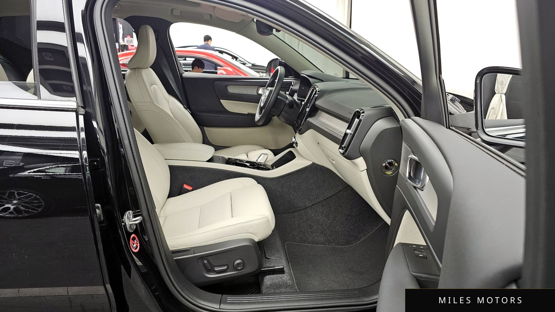 Volvo XC40 2024 — миниатюра 17