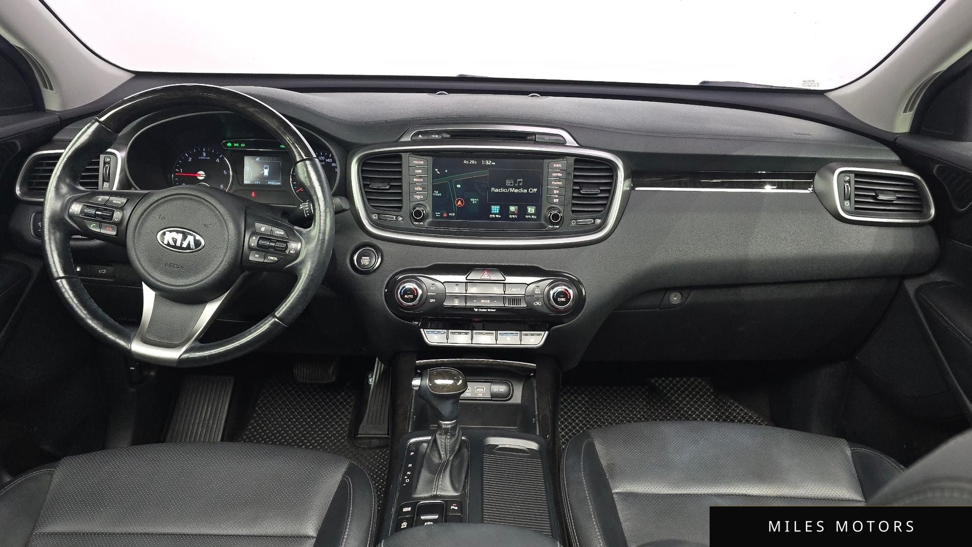 Kia Sorento 2015 — миниатюра 10