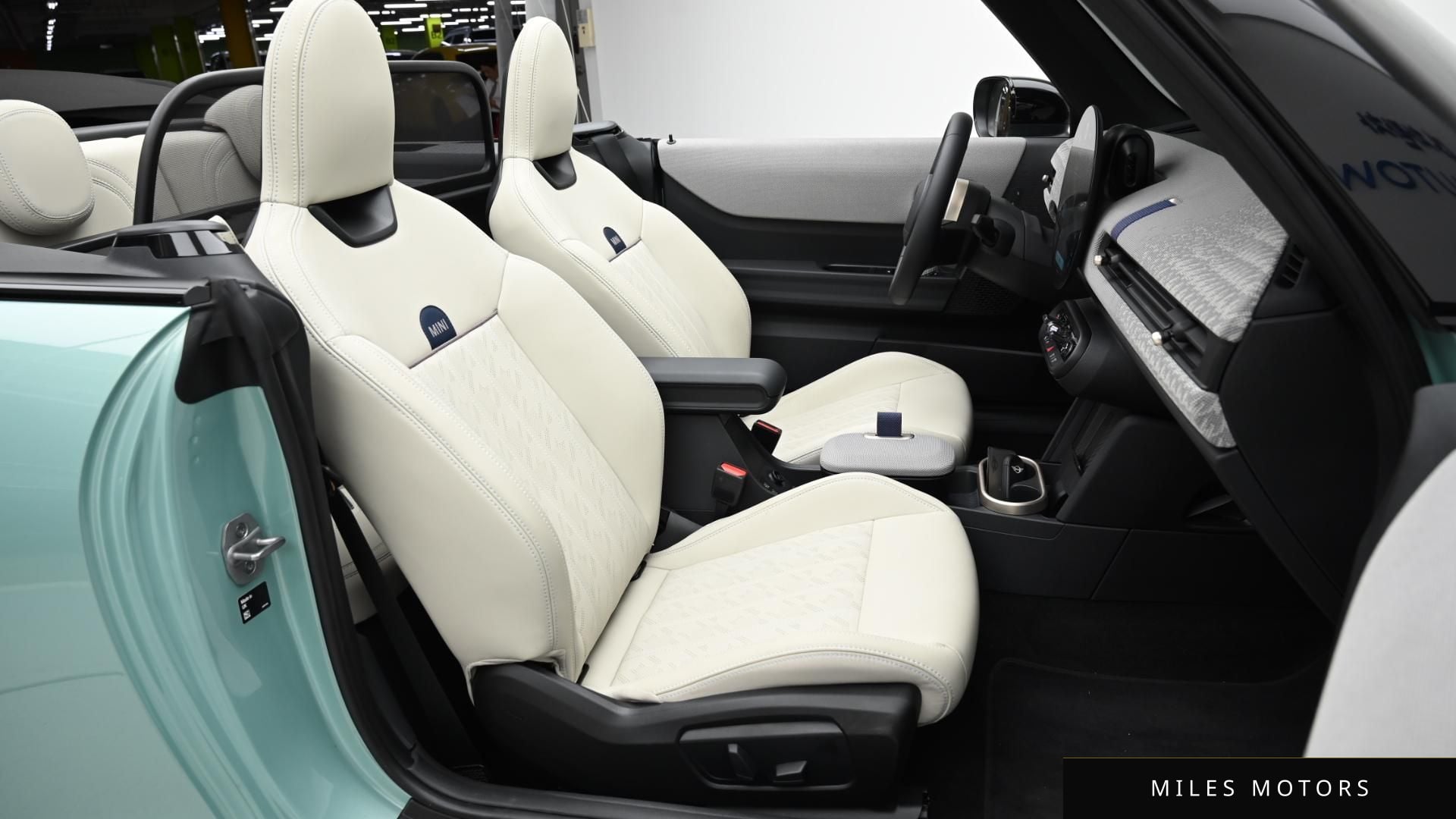 MINI Cooper Convertible 2025 — миниатюра 10
