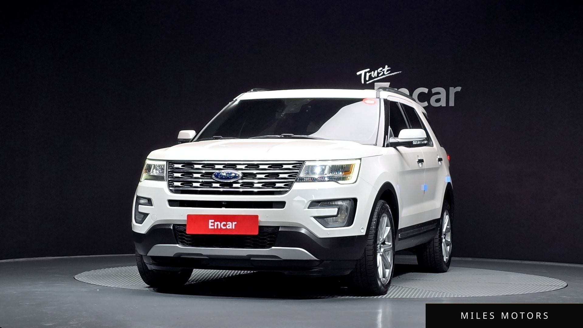 Ford Explorer 2017 — миниатюра 3