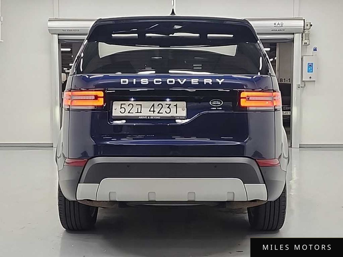 Land Rover Discovery 2018 — миниатюра 3