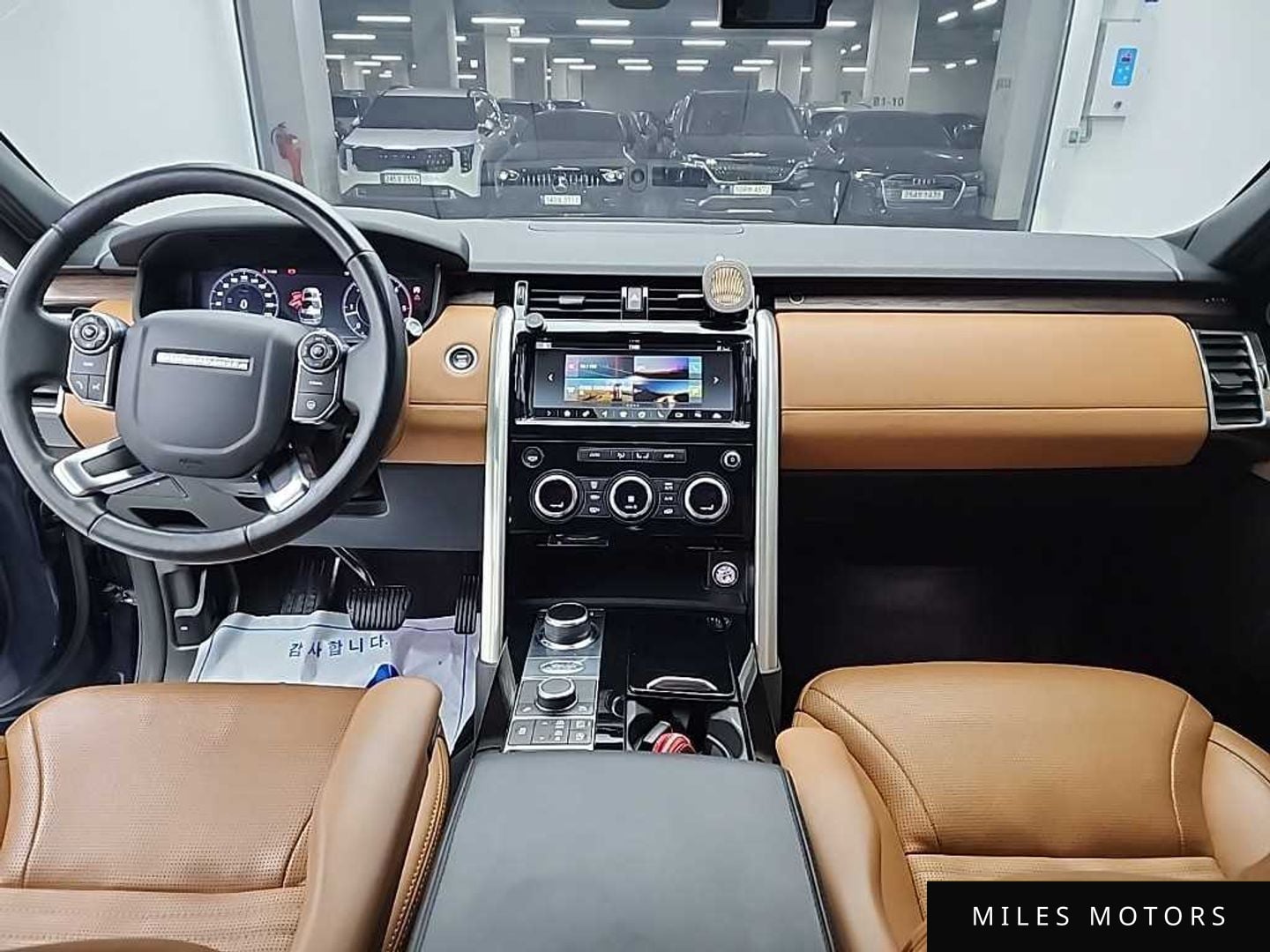 Land Rover Discovery 2018 — миниатюра 7