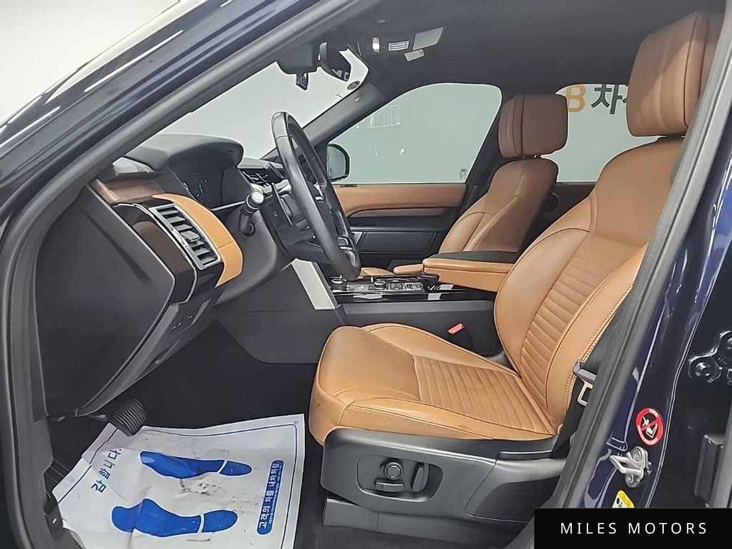 Land Rover Discovery 2018 — миниатюра 11