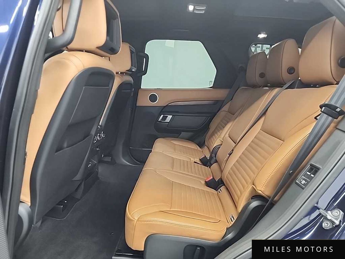 Land Rover Discovery 2018 — миниатюра 12