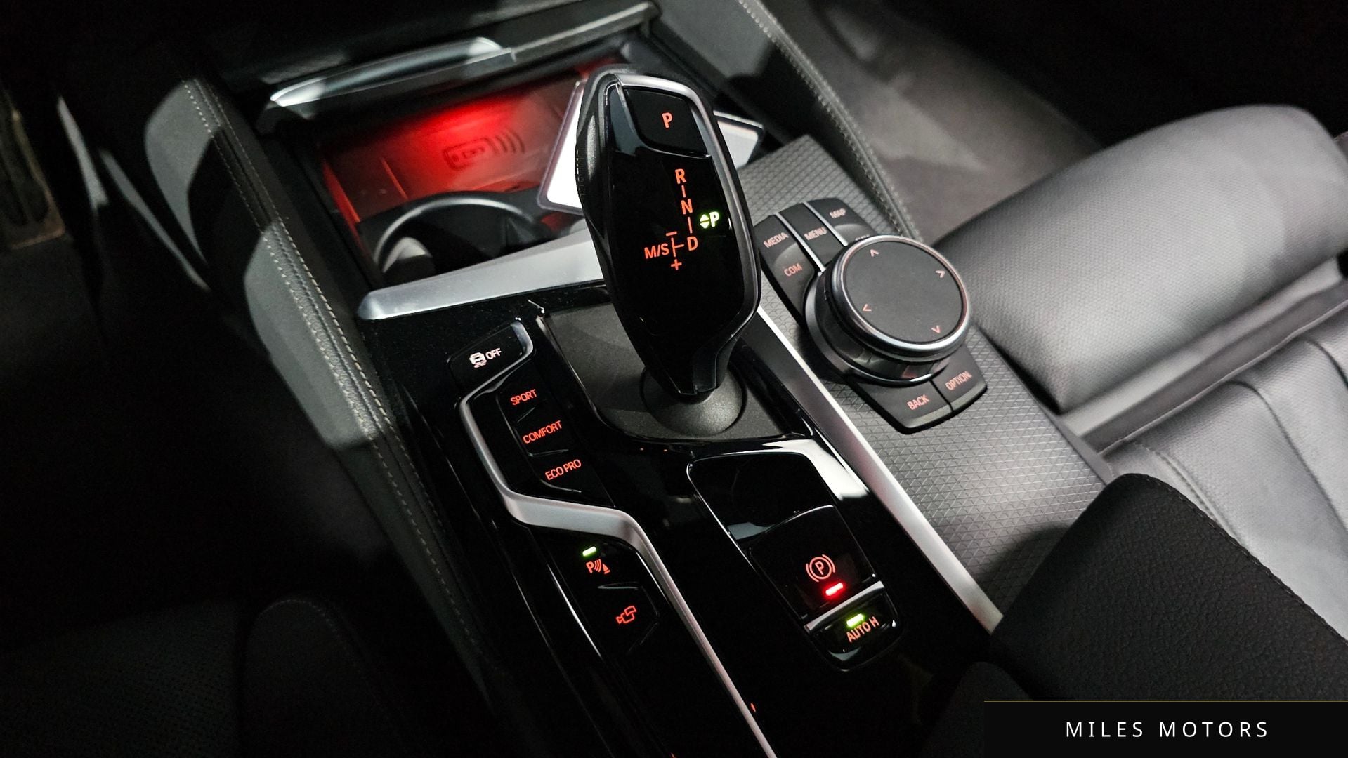 BMW 5 Series (G30) 2023 — миниатюра 12