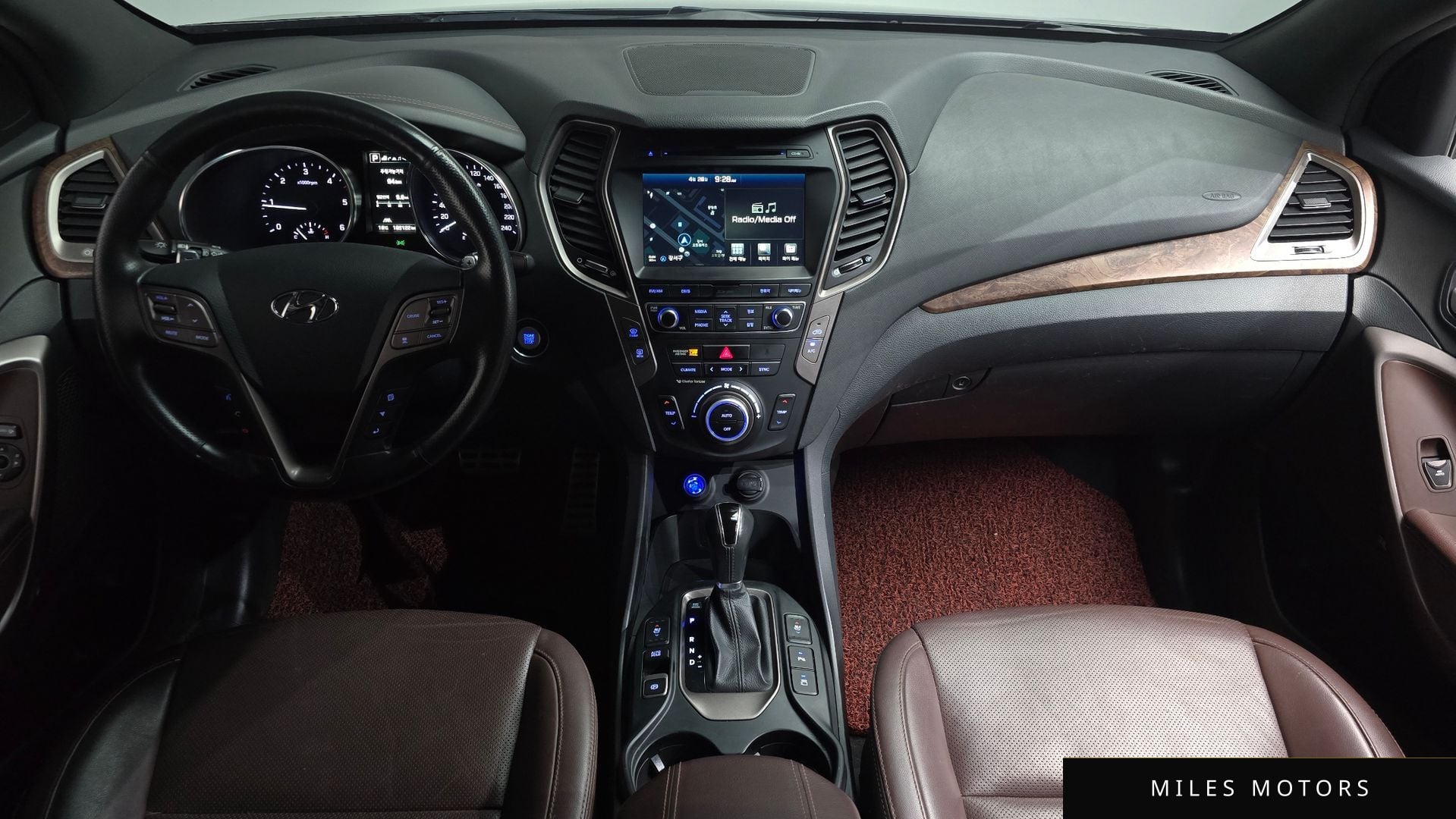 Hyundai Santafe 2018 — миниатюра 9