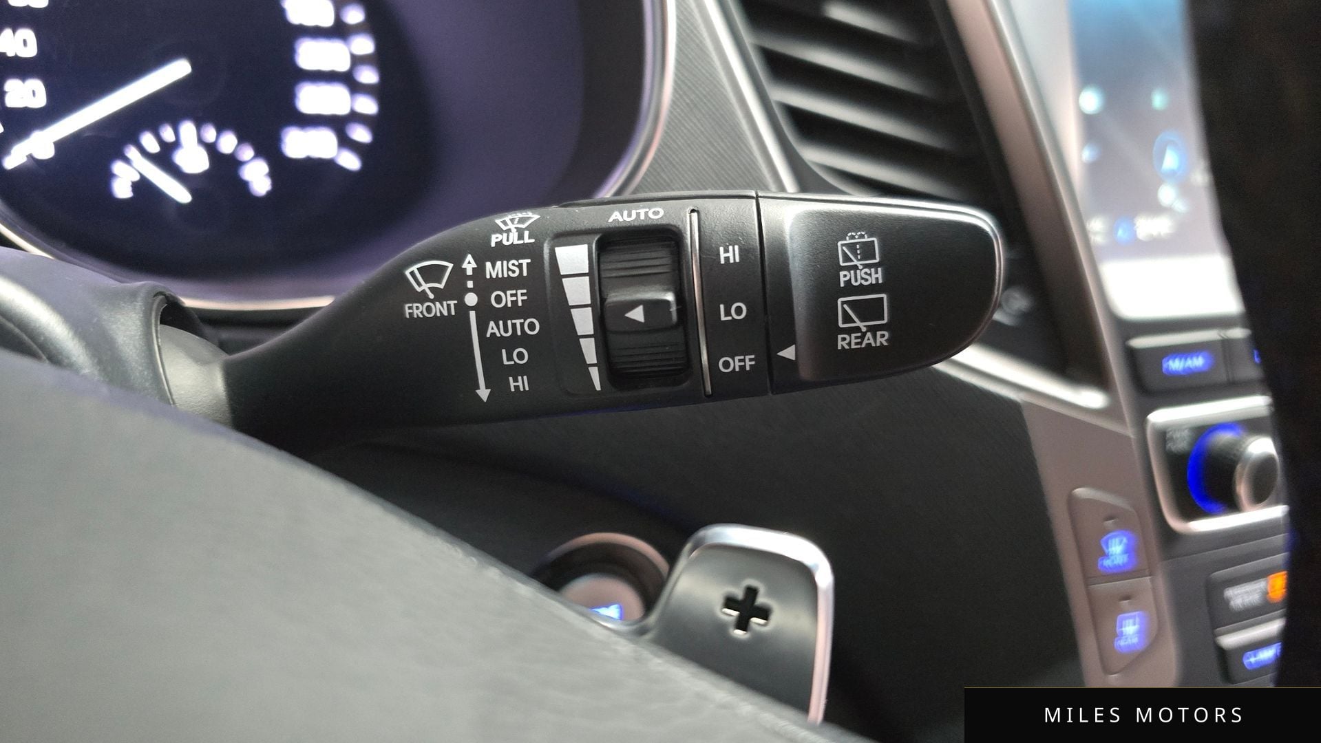 Hyundai Santafe 2018 — миниатюра 28