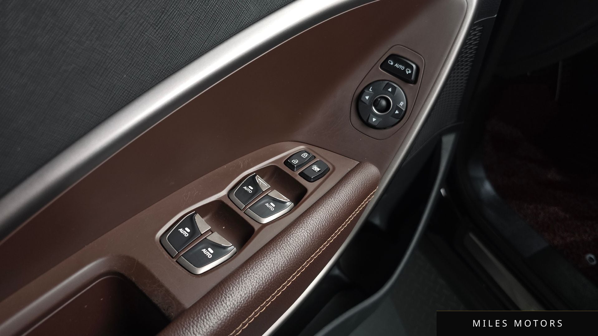 Hyundai Santafe 2018 — миниатюра 30