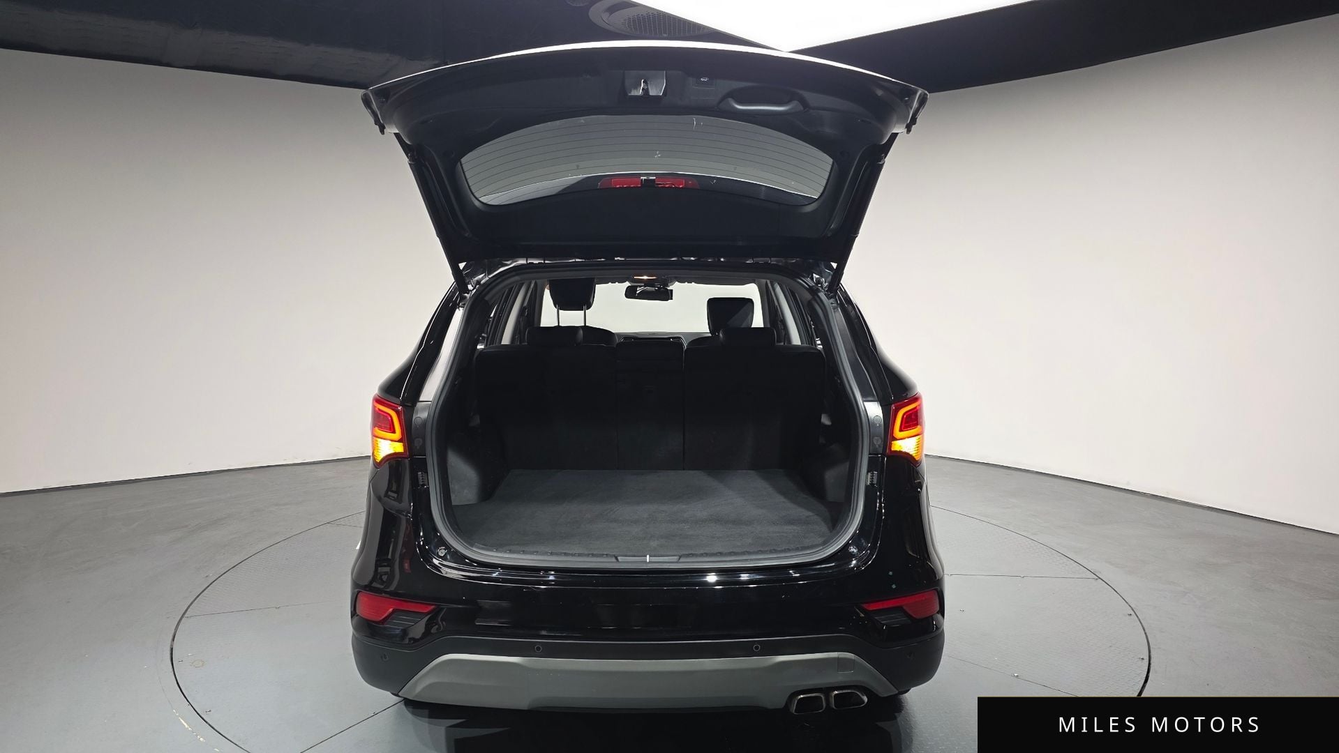 Hyundai Santafe 2018 — миниатюра 26