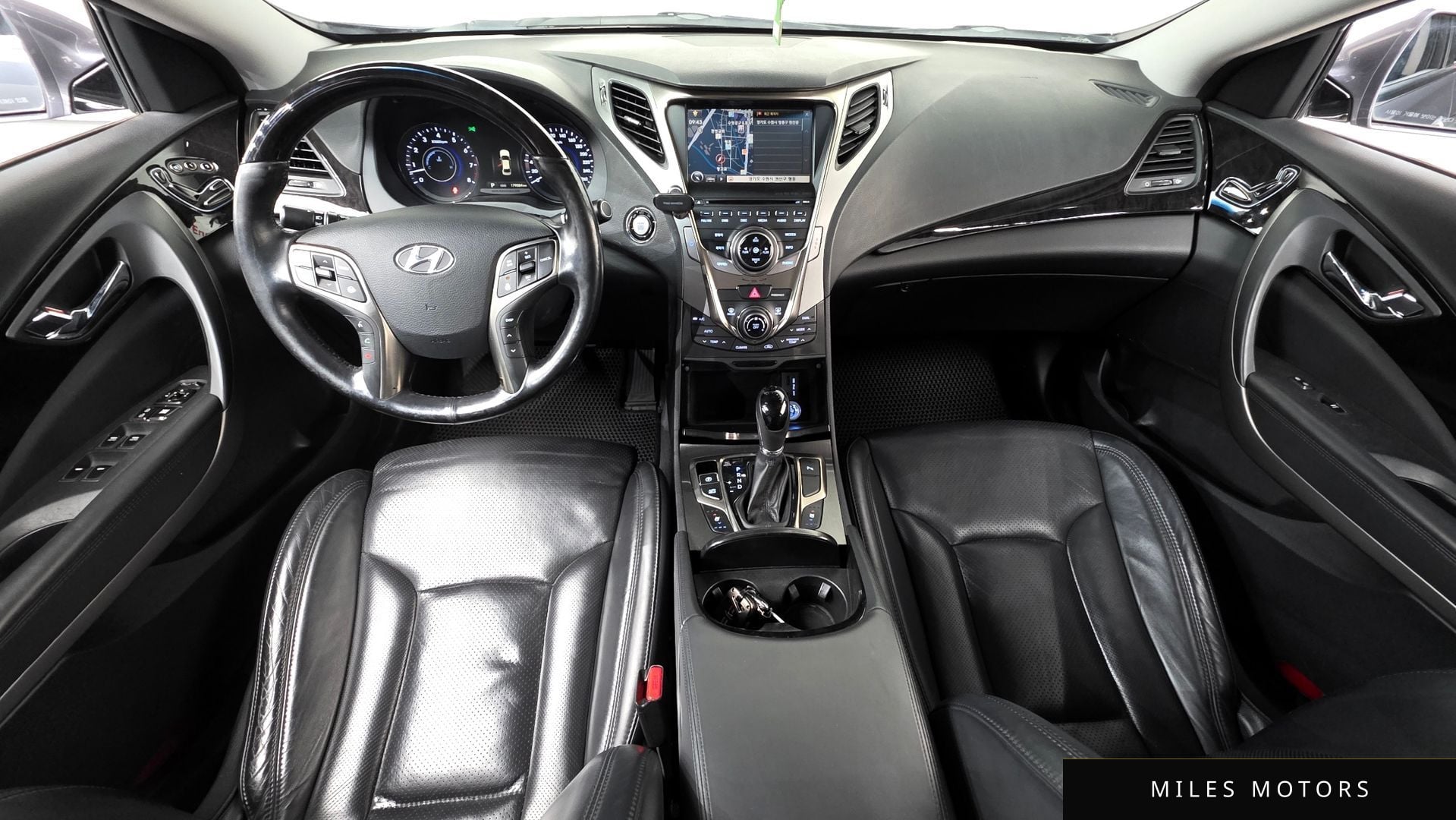 Hyundai 그랜저 HG 2013 — миниатюра 9