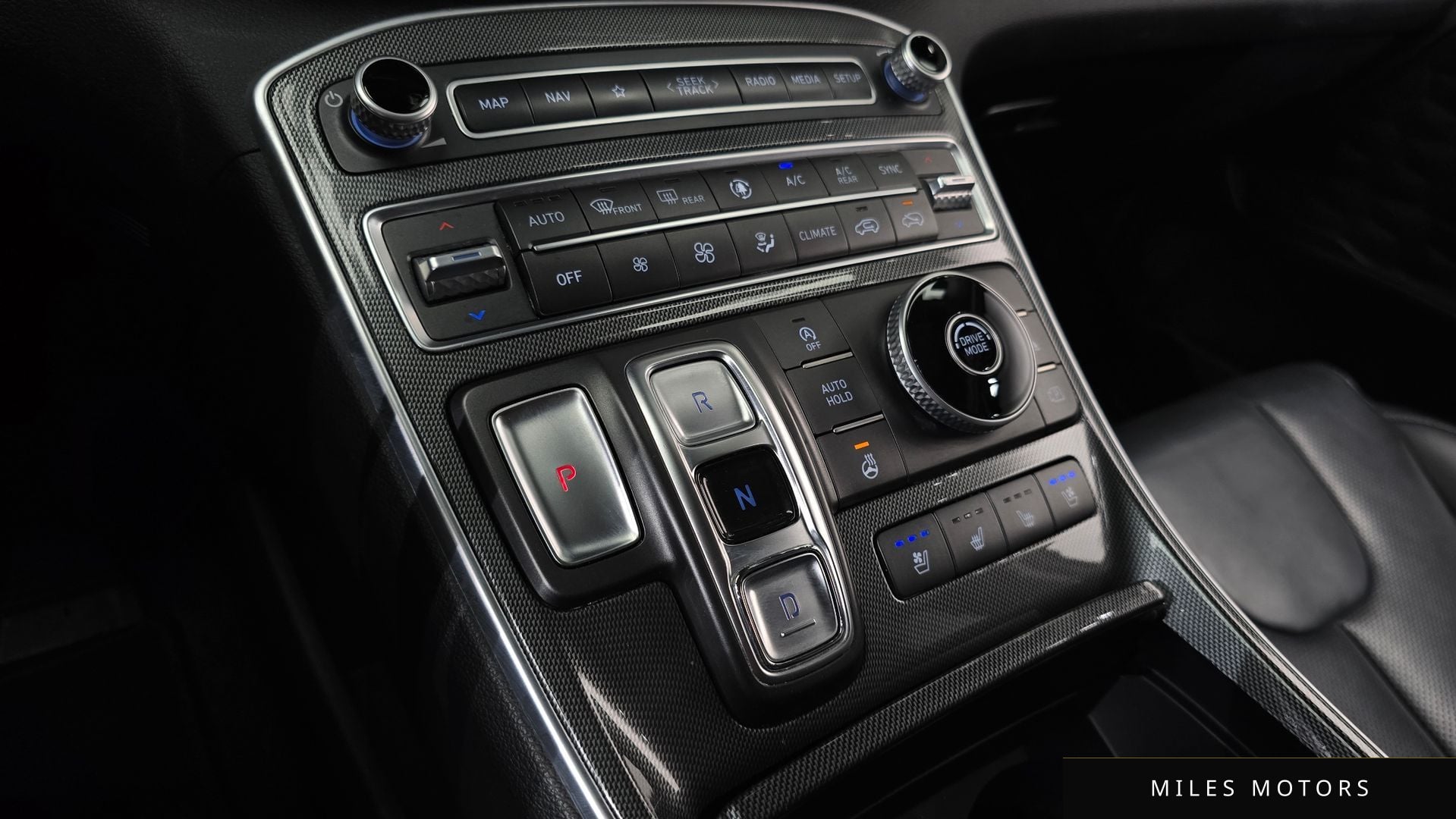Hyundai 뉴 싼타페 2021 — миниатюра 9