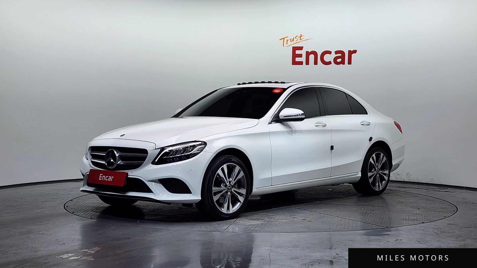 Mercedes-Benz C-Class W205 2020 — фото 1 из 12