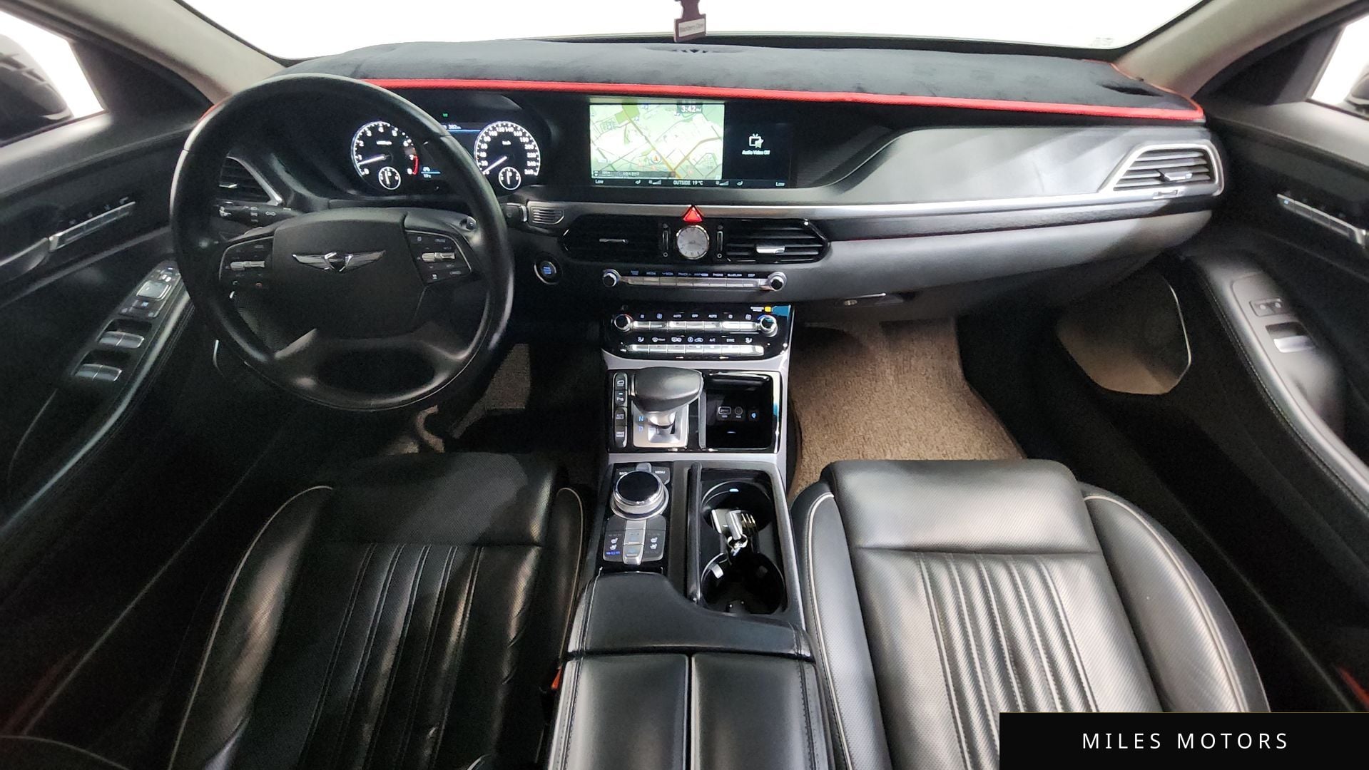 Genesis EQ900 2016 — миниатюра 10