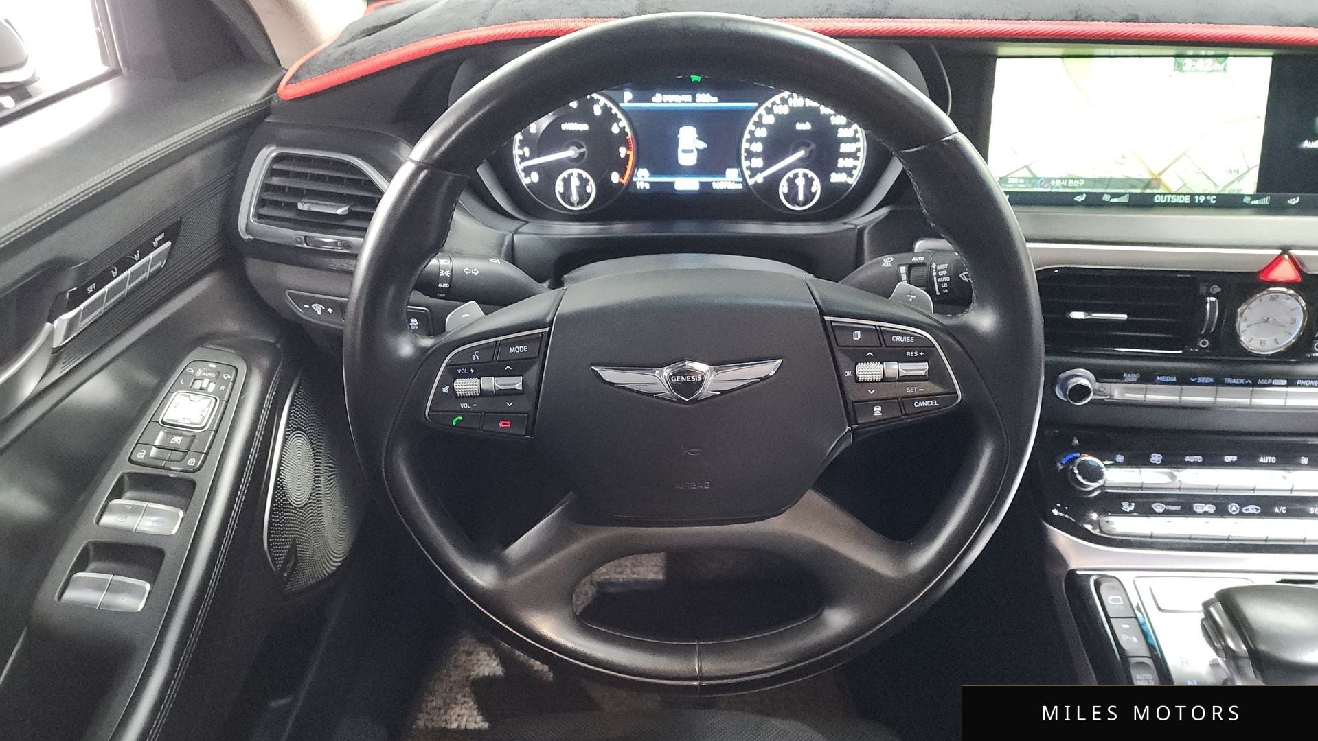 Genesis EQ900 2016 — миниатюра 22