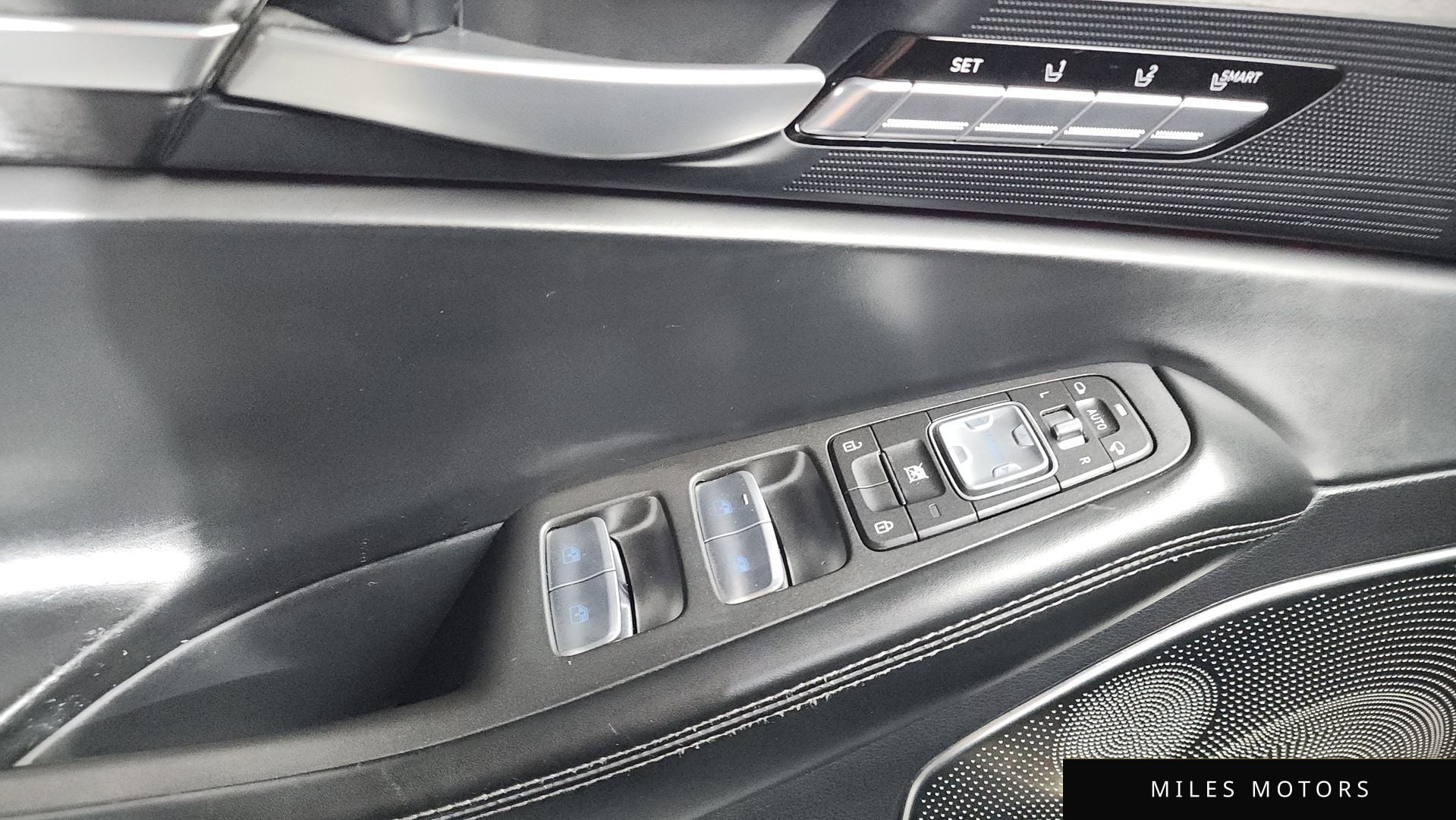 Genesis EQ900 2016 — миниатюра 36