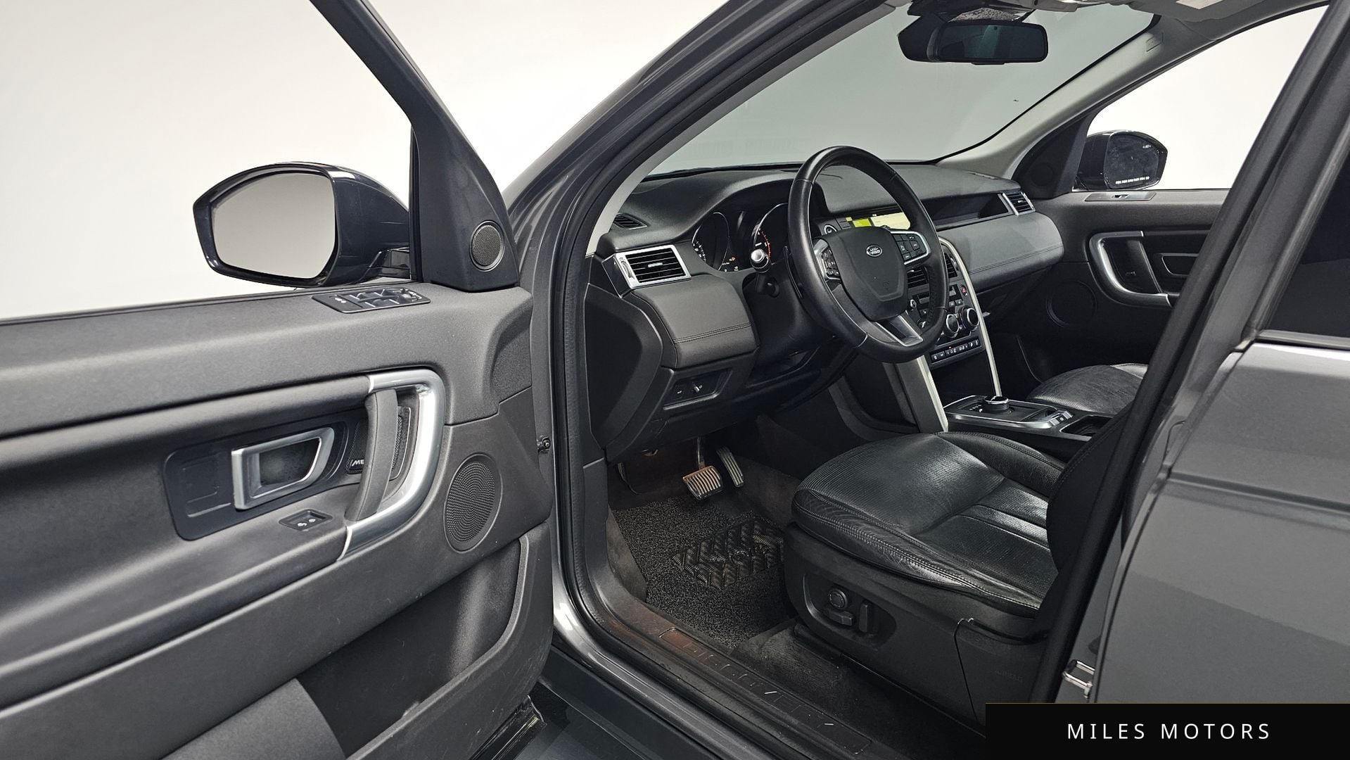 Land Rover Discovery Sport 2019 — миниатюра 12