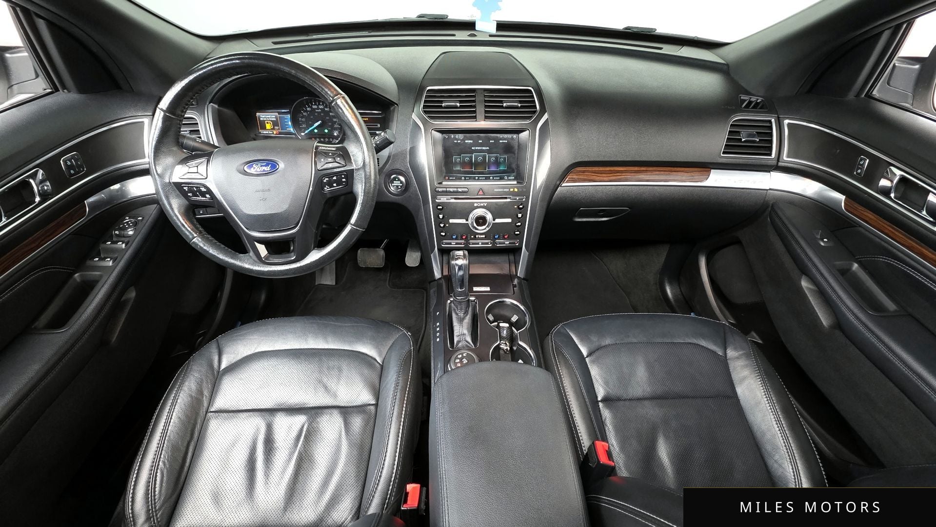 Ford Explorer 2017 — миниатюра 10