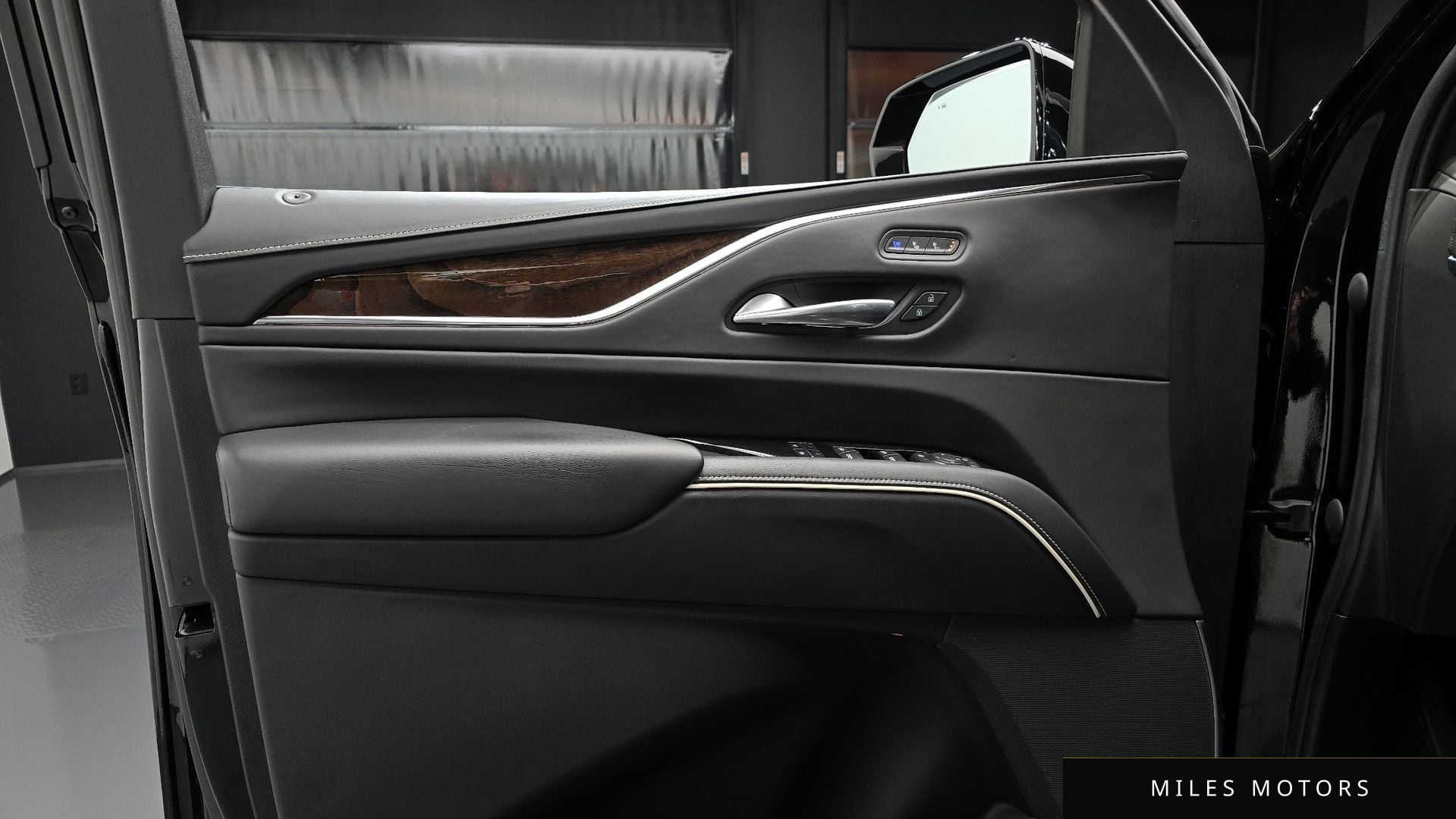 Cadillac Escalade 2021 — миниатюра 14