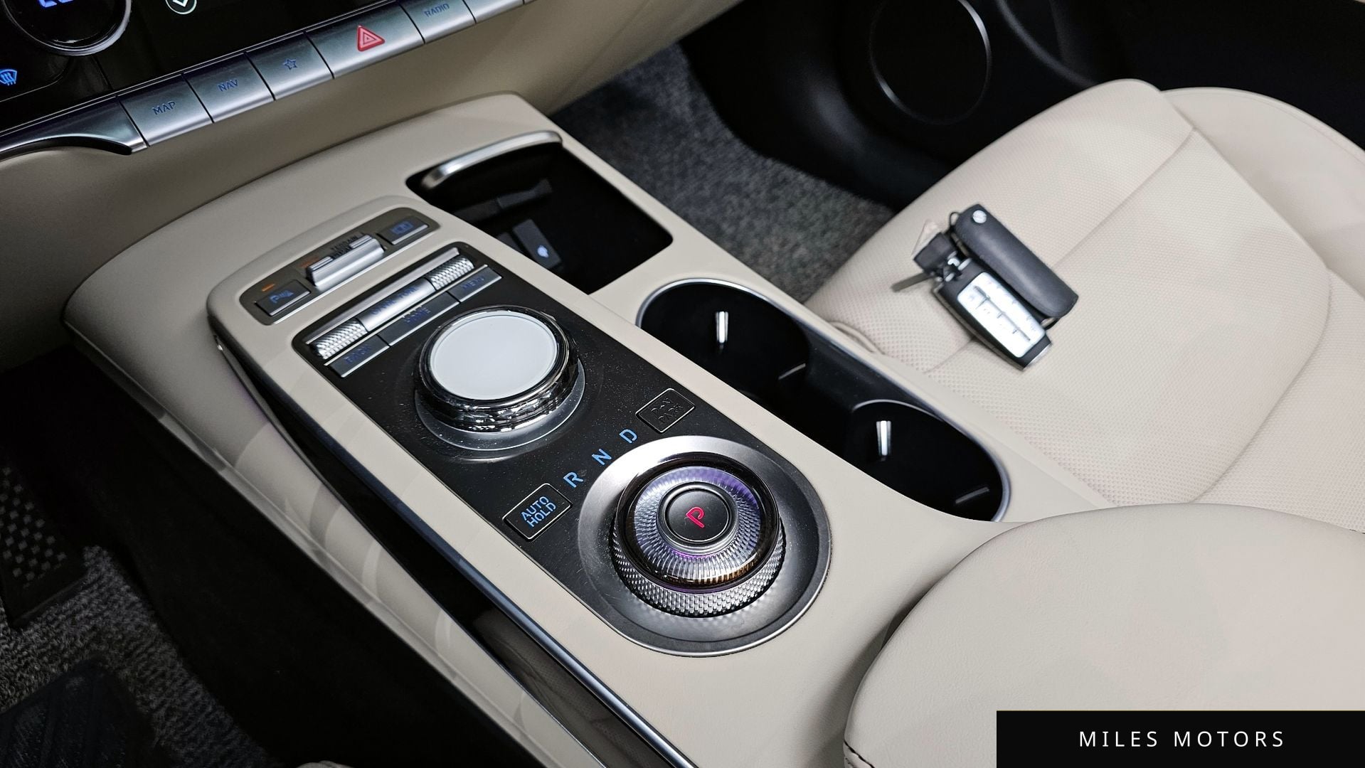 Genesis GV70 2024 — миниатюра 9