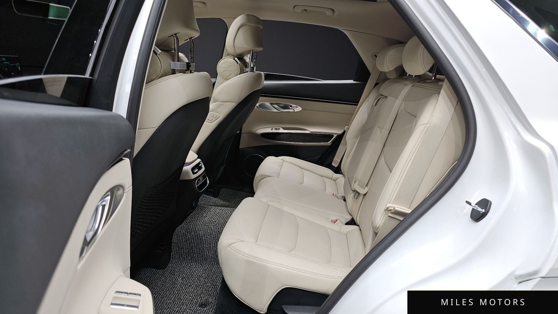 Genesis GV70 2024 — миниатюра 11
