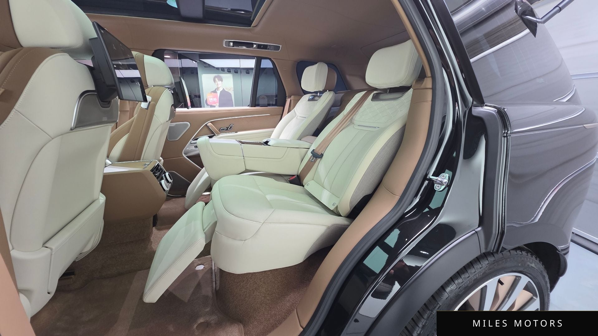 Land Rover Range Rover 2025 — миниатюра 5