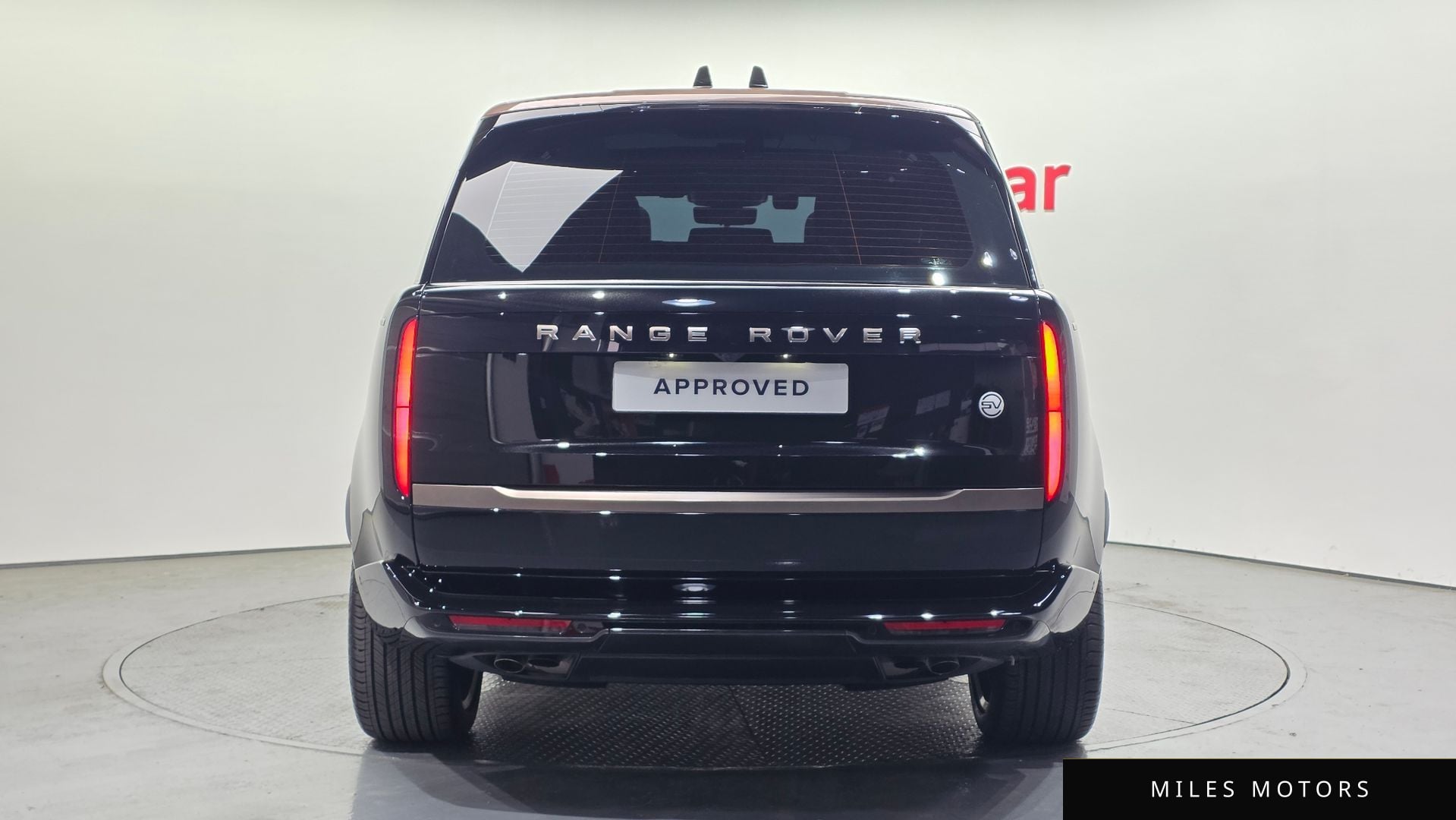 Land Rover Range Rover 2025 — миниатюра 7