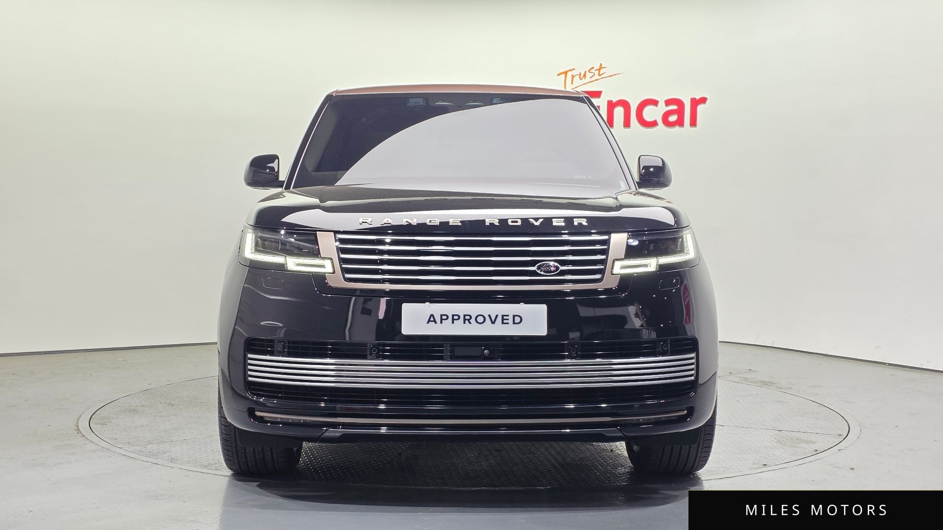 Land Rover Range Rover 2025 — миниатюра 8