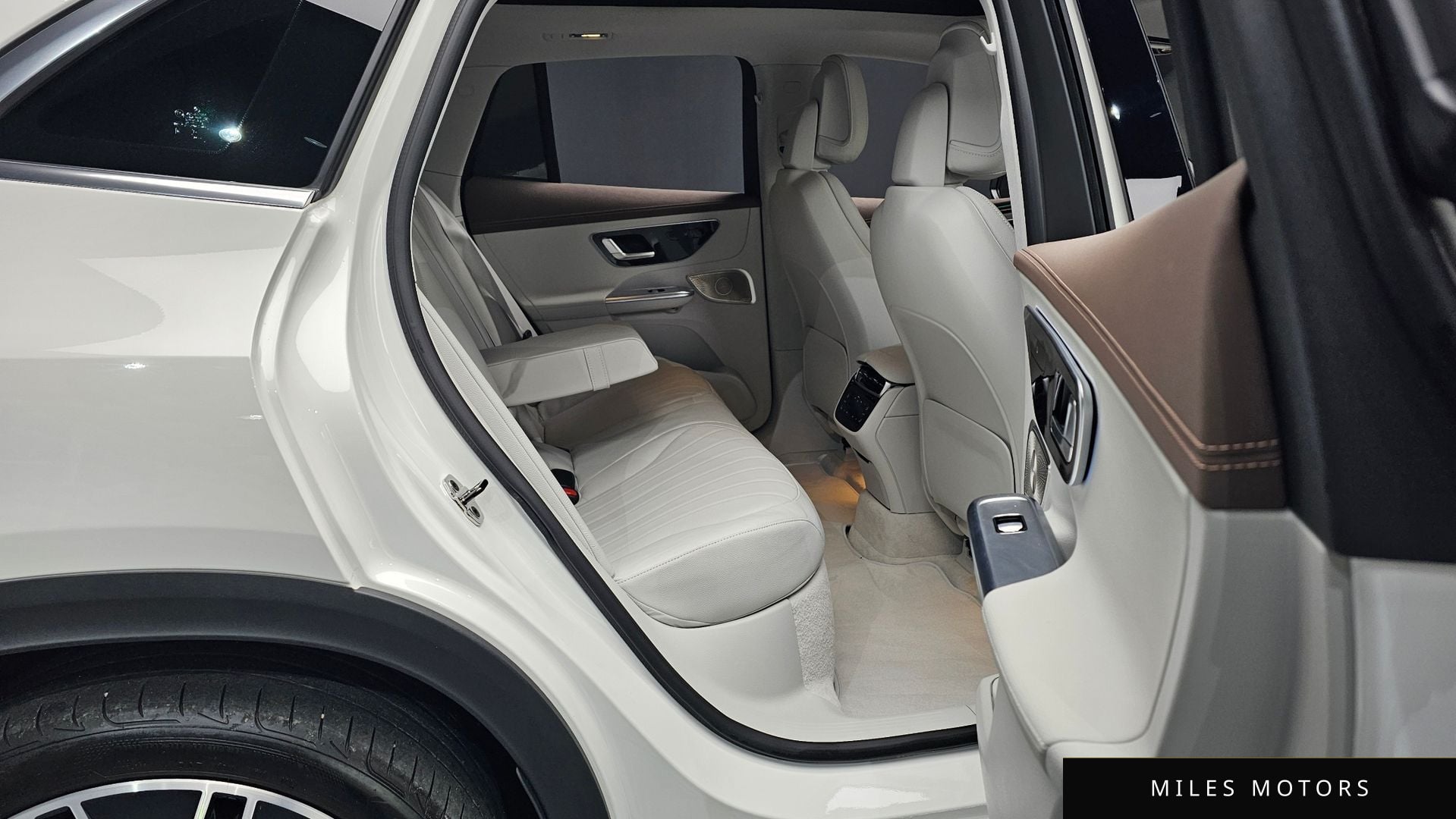 Mercedes-Benz EQE SUV X294 2023 — миниатюра 18