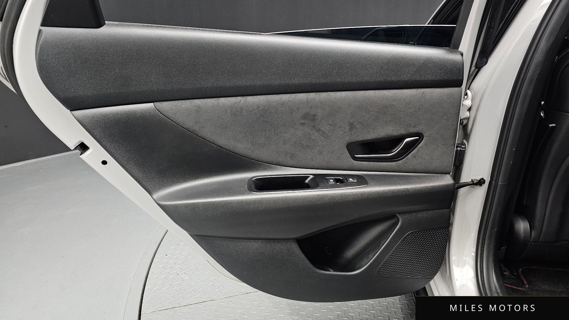 Hyundai AVANTE 2023 — миниатюра 14