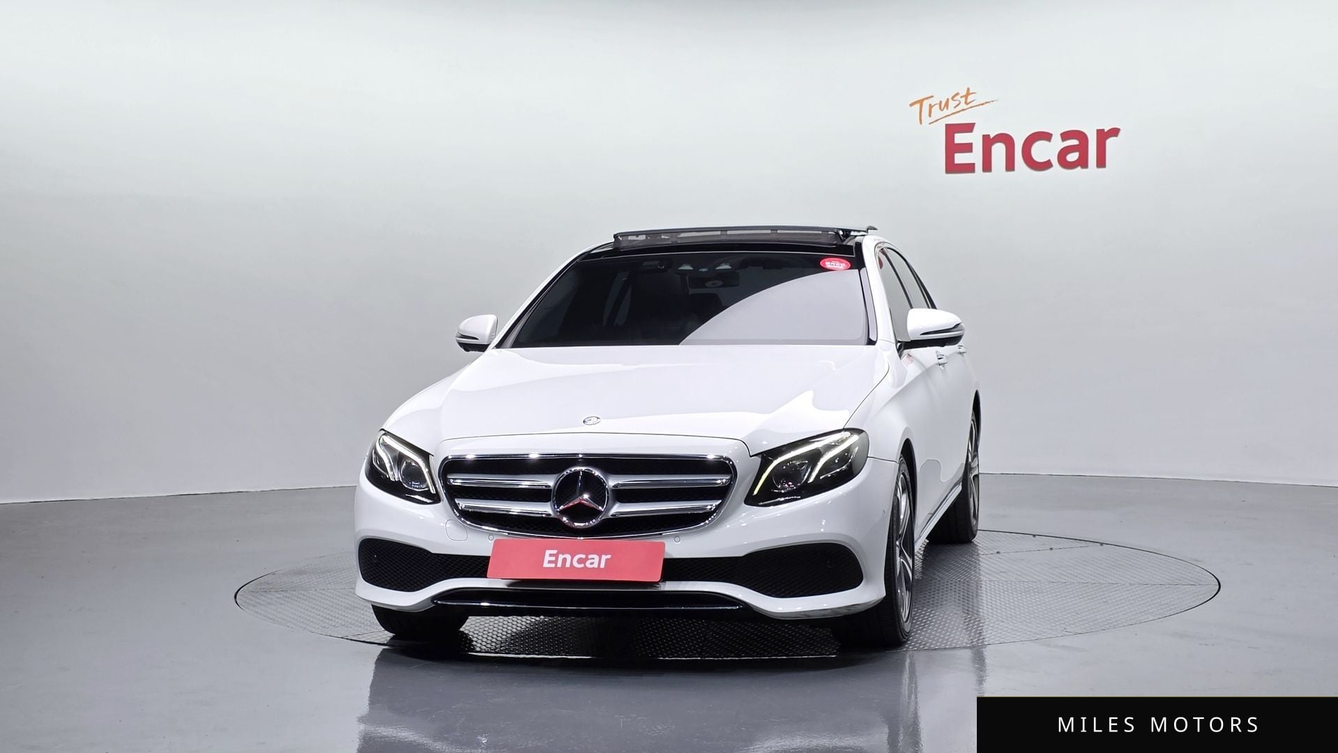 Mercedes-Benz E-Class W213 2017 — миниатюра 3