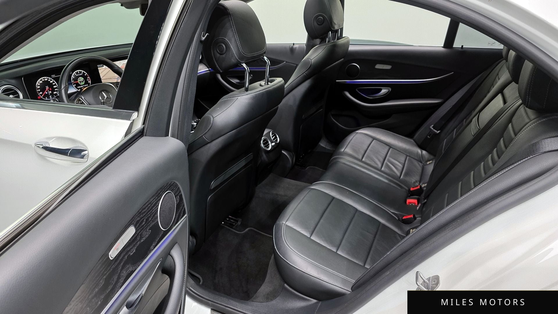 Mercedes-Benz E-Class W213 2017 — миниатюра 12