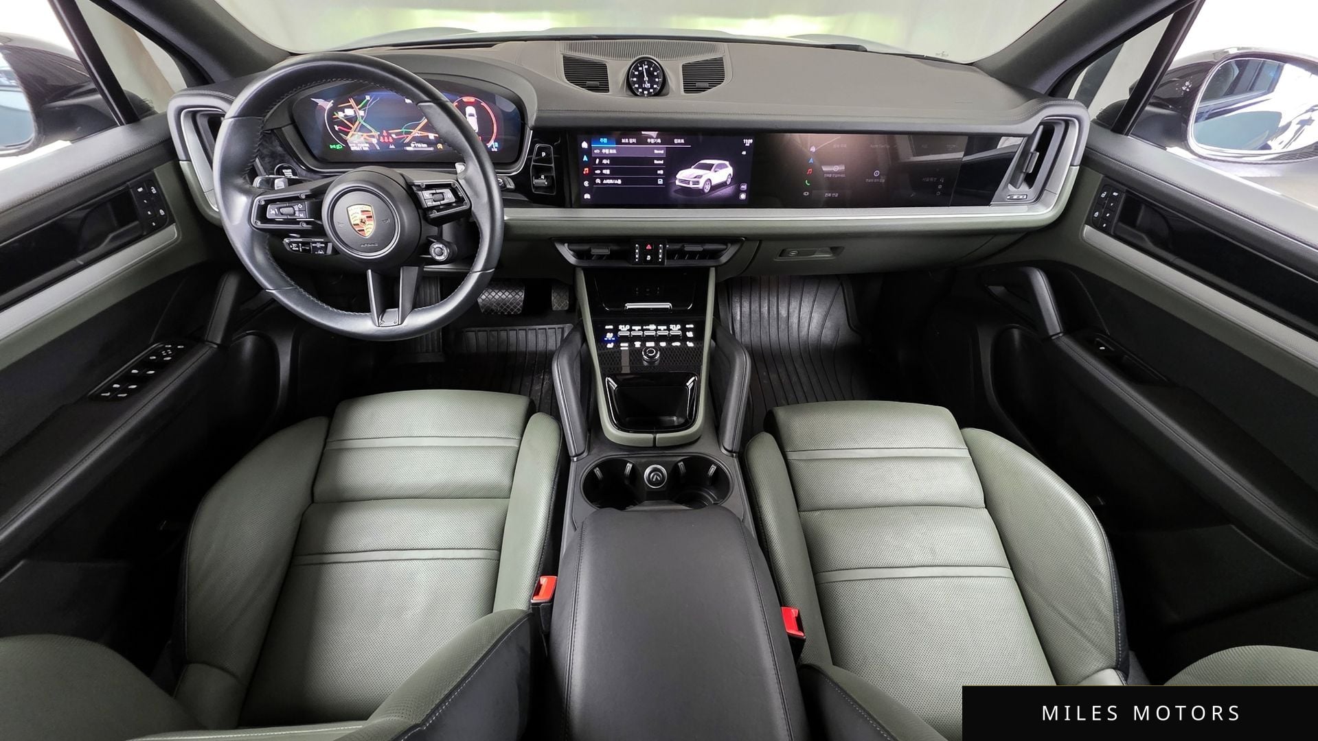 Porsche Cayenne 2024 — миниатюра 10
