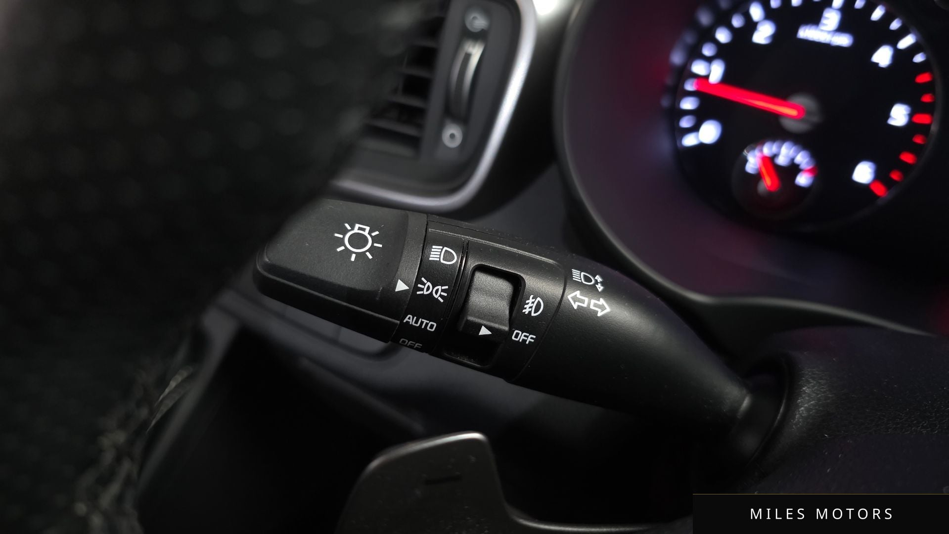 Kia Sorento 2018 — миниатюра 35