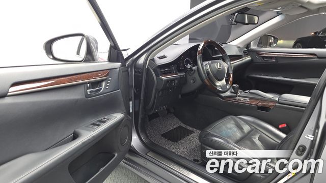 Лексус ES350 2013 — миниатюра 11