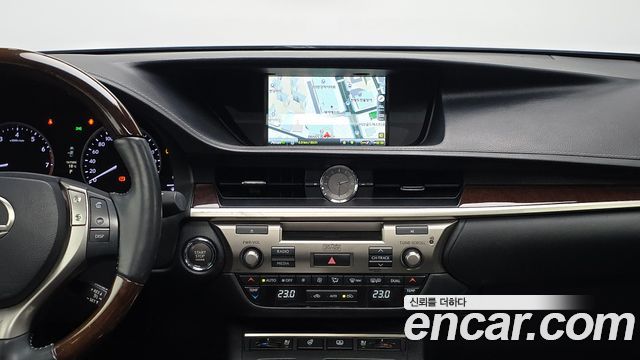 Лексус ES350 2013 — миниатюра 14
